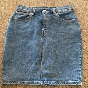 LEVIS JEAN SKIRT